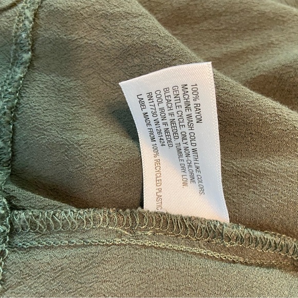 Universal Thread army olive Green Tie rayon Jumpsuit cropped wide leg small - Picture 11 of 11